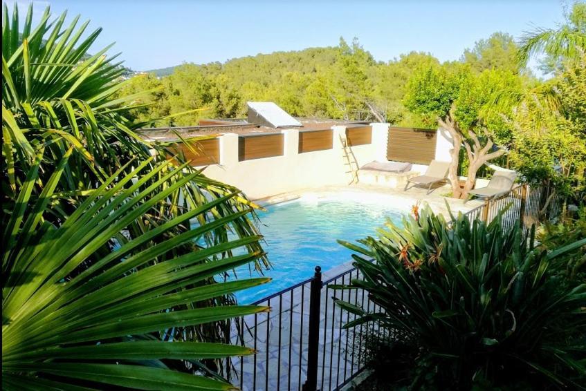 Joli Rez-de-villa 80 M2 Proche Willa Carqueiranne
